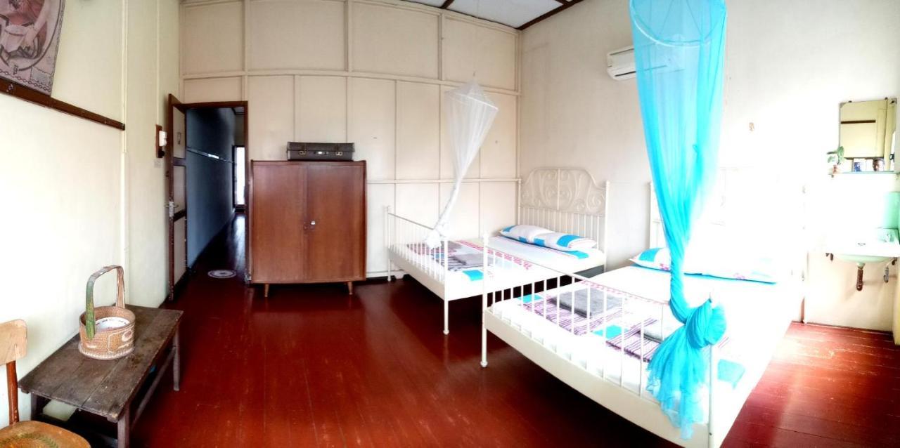 Voyage Guesthouse Малакка Экстерьер фото