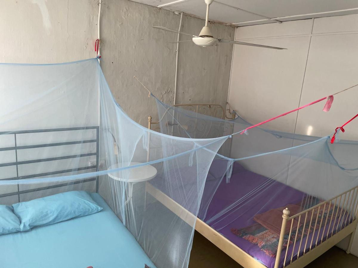 Voyage Guesthouse Малакка Экстерьер фото