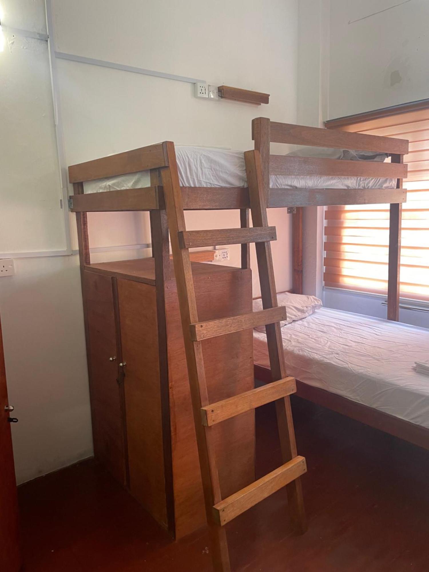 Voyage Guesthouse Малакка Экстерьер фото